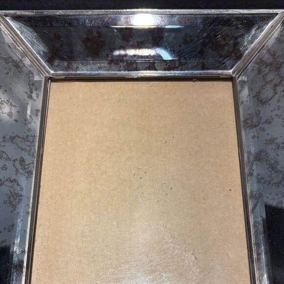 Elegant Silver Picture Frame - Picture 3 of 6